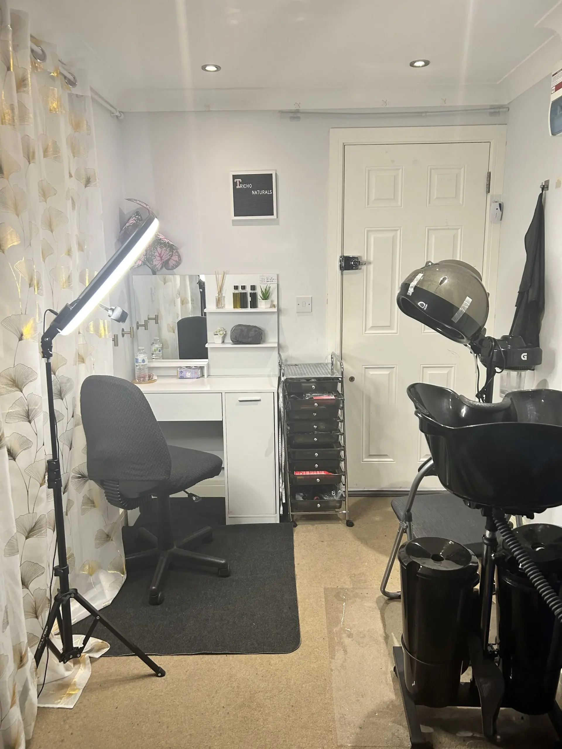 TrichoNaturals studio