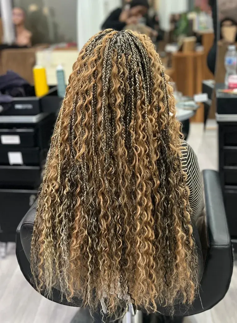 boho-braids_book_london_mobile_afro_hairdresser_braider_near_me_la-maison-rose_frohub