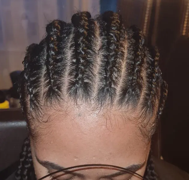 cornrows-for-under-wig-with-natural-hair_book_london_mobile_afro_hairdresser_braider_near_me_lhb_frohub