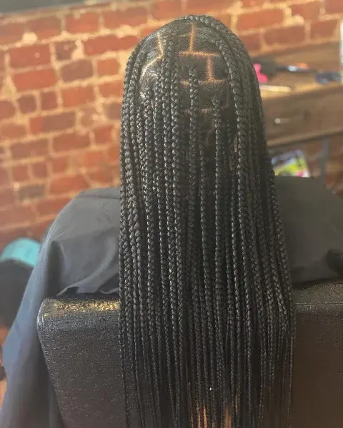 Knotless Box Braids HairbyGrace Book Black Afro London Mobile Hair Stylist Near Me Braider FroHub