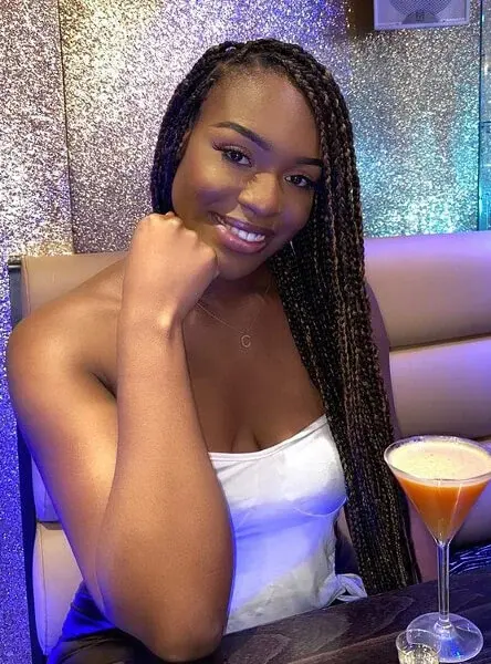 Knotless Box Braids Small Waist Length JoJosBraids Book London Romford Afro Mobile Hairstylist Braider FroHub