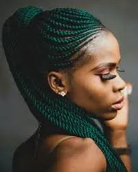 medium-ghana-cornrows_book_uxbridge-middlesex_afro_hairdresser_braider_near_me_main-dor-by-grace_frohub