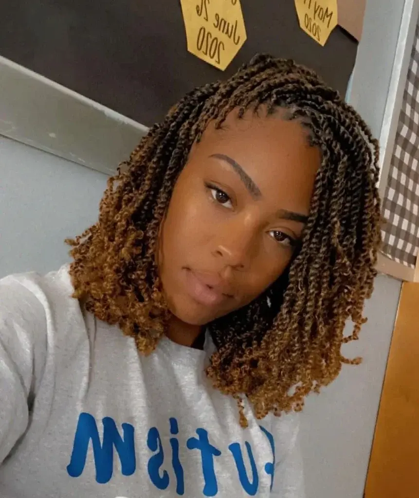 medium-kinky-twists-mid-back-length_book_uxbridge-middlesex_afro_hairdresser_braider_near_me_main-dor-by-grace_frohub