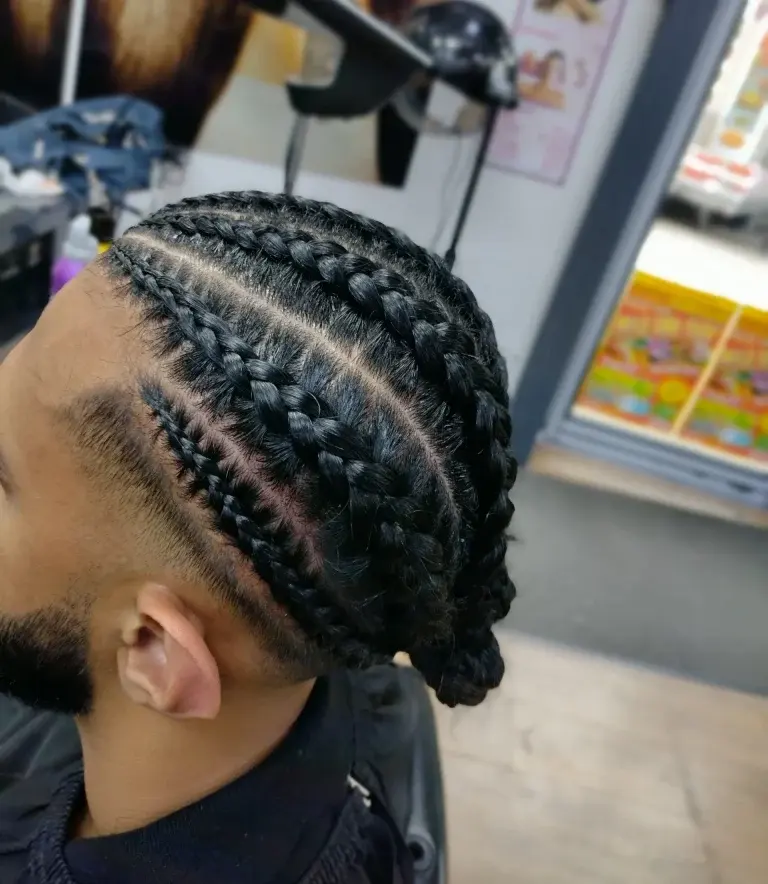 stitch-cornrows-top-knot_book_london_mobile_afro_hairdresser_braider_near_me_la-maison-rose_frohub