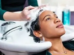 wash-and-blow-dry_book_west-drayton_mobile_afro_hairdresser_braider_near_me_main-dor-by-grace_frohub