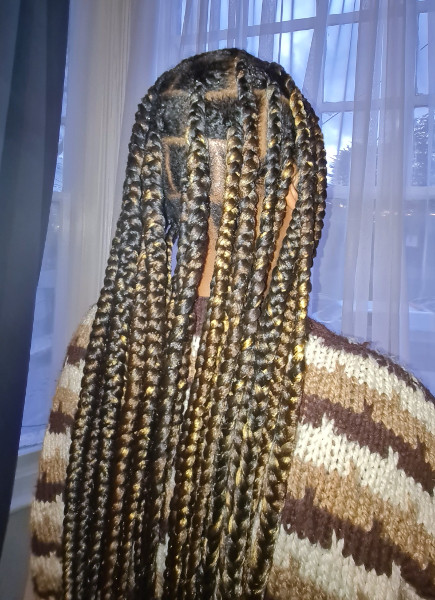 Knotless Braids Lotta Hair and Beauty Book London Mobile Afro Hairdresser Braider Near Me FroHub
