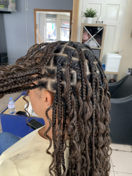 Knotless Braids TheBraidTechnician Book Black Afro London Mobile Hair Stylist Salon Braider Near Me FroHub