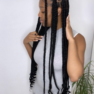 large knotless braids curly ends
