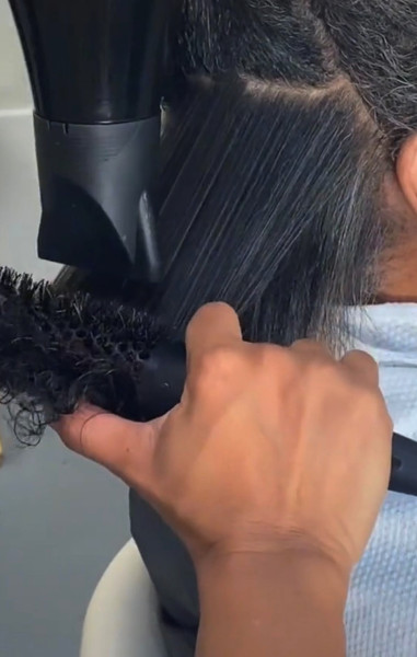 Silk Press Straighten Wash Blow Dry Blowout Natural Afro Curly Black London Hair Stylist Salon Jo Johnson Book Near Me FroHub