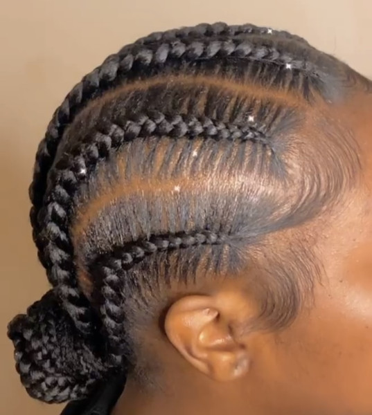 Stitch Braids Feed In Cornrows Chanteslayedd Book South London Afro Hair Stylist Braider Near Me FroHub