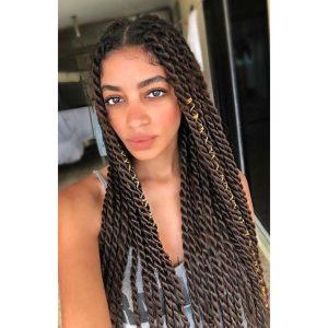 Senegalese twists with Gold String