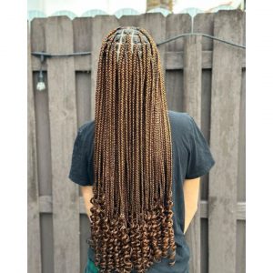 Knotless braids with curly ends