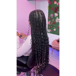 Knotless goddess braids