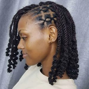 Criss-cross kinky twists