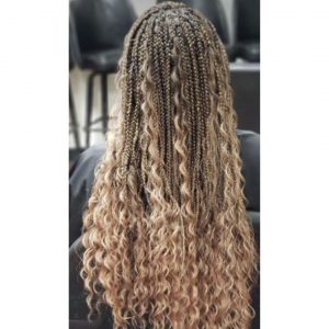 medium knotless goddess braids