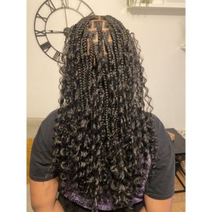 medium knotless goddess braids