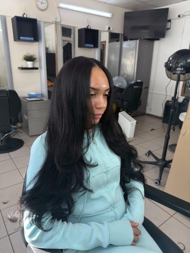 traditional-sew-in-weave-middle-part-or-side_book_london_salon_afro_hairdresser_braider_near_me_marievhair_frohub