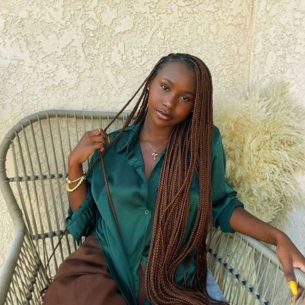 small brown knotless braids Ealing Afro hairdressers near me FroHub