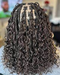 medium-boho-knotless-braid-shoulder-length_book_west-drayton_mobile_afro_hairdresser_braider_near_me_main-dor-by-grace_frohub