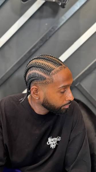 6-feed-in-stich-cornrows-shoulder-length_book_uxbridge-middlesex_mobile_afro_hairdresser_braider_near_me_main-dor-by-grace_frohub