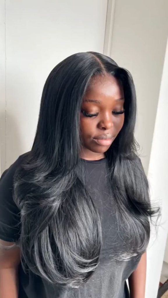 sew-in_book_sutton_afro_hairdresser_braider_near_me_glam-bar-beauty_frohub