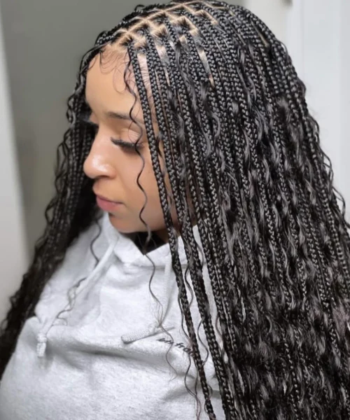 smedium-boho-knotless-braid-shoulder-length_book_west-drayton_mobile_afro_hairdresser_braider_near_me_main-dor-by-grace_frohub