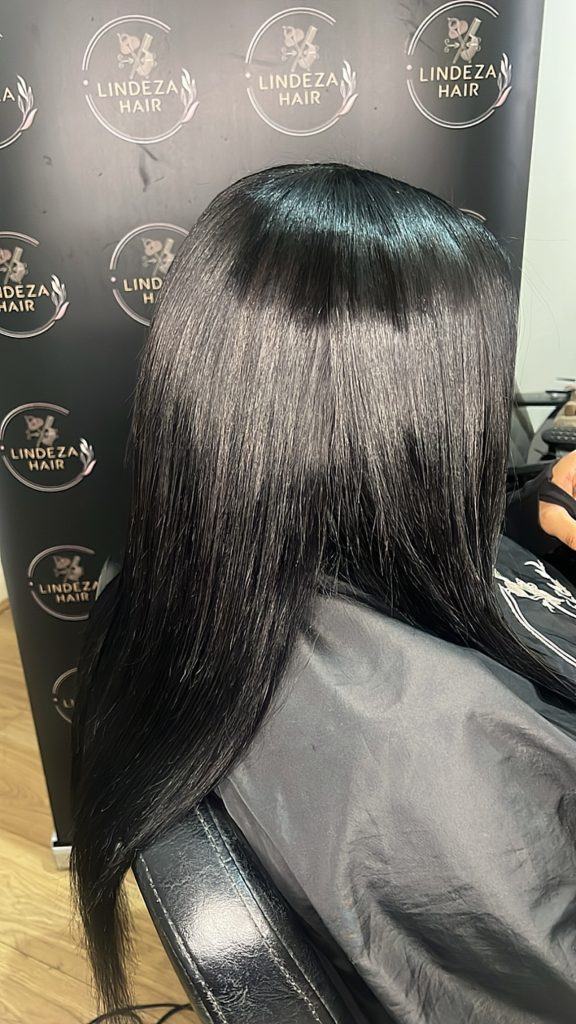 sew-in-leave-out_book_new-barnet_afro_hairdresser_braider_near_me_lindeza-hair_frohub