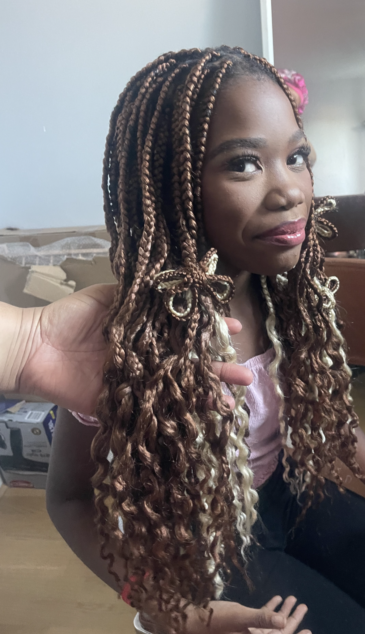freestyle-braids_book_london_mobile_salon_afro_hairdresser_braider_near_me_o_doesitall_frohub