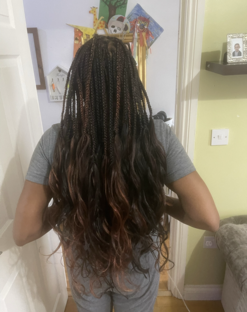 french-curl_book_london_mobile_salon_afro_hairdresser_braider_near_me_o_doesitall_frohub