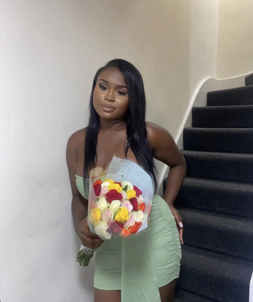 side-part-sew-in_book_london_mobile_salon_afro_hairdresser_braider_near_me_o_doesitall_frohub