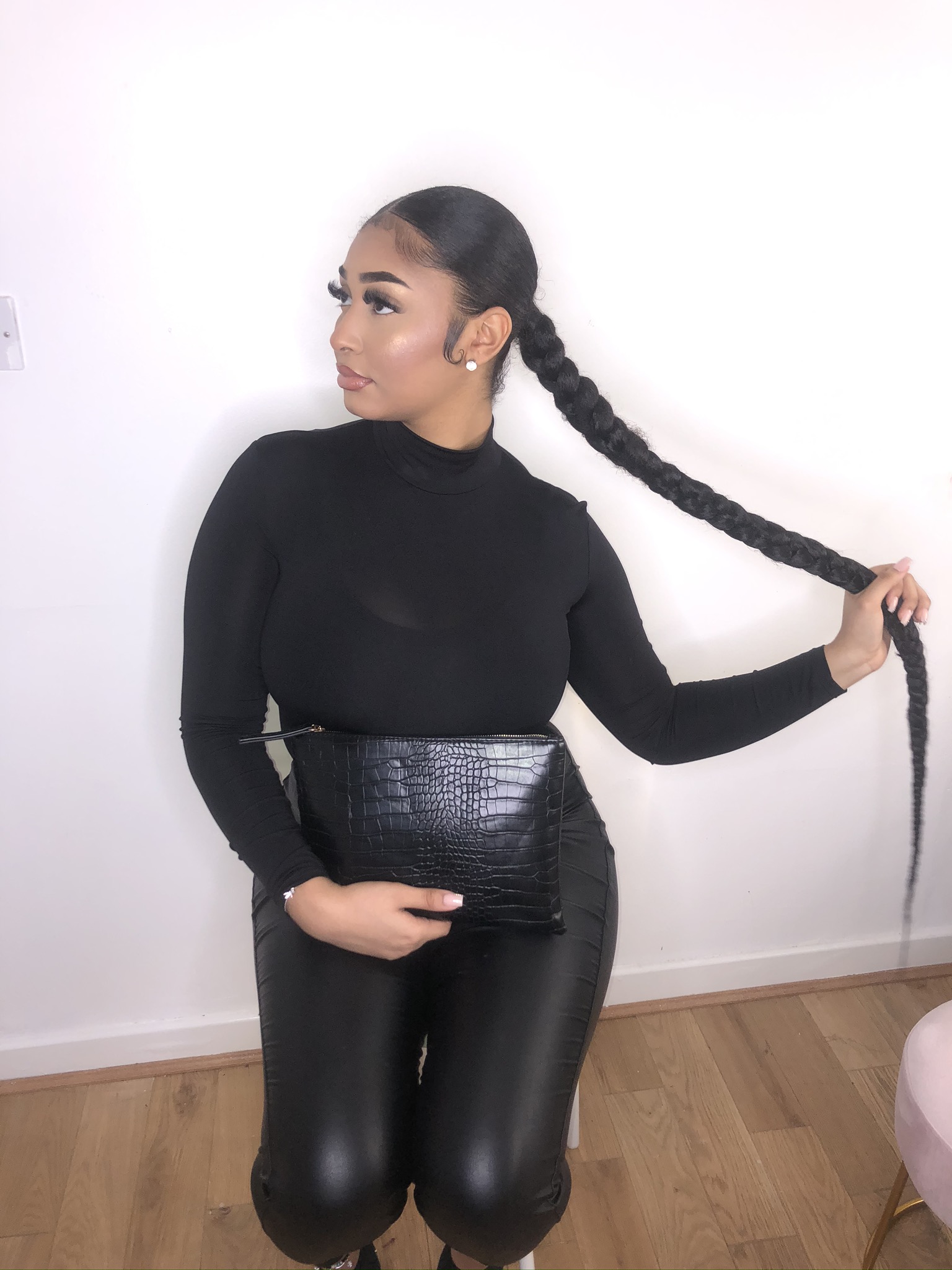 braided-ponytail_book_london_mobile_afro_hairdresser_braider_near_me_o_doesitall_frohub