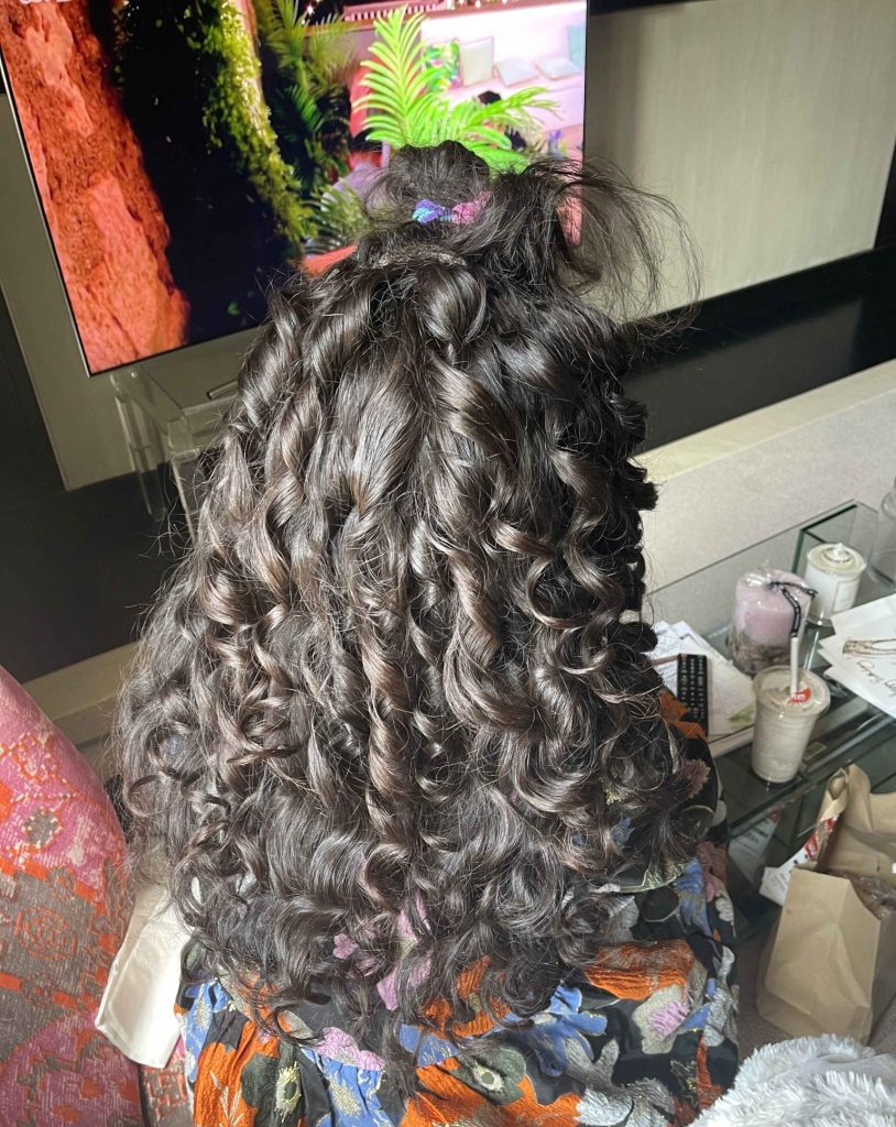 wig-styling-straightening-or-curling_book_london_mobile_afro_hairdresser_braider_near_me_o_doesitall_frohub