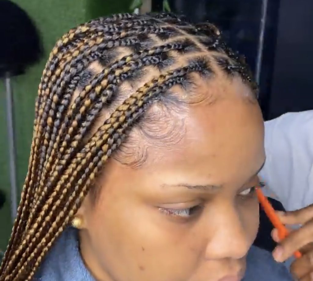 braids_book_barnet-london_mobile_afro_hairdresser_braider_near_me_hairbye_frohub