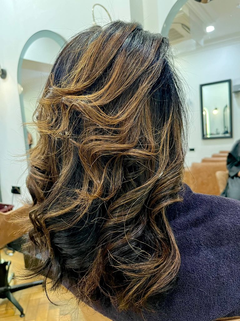 root-tint_book_london_salon_afro_hairdresser_braider_near_me_korell-williams_frohub