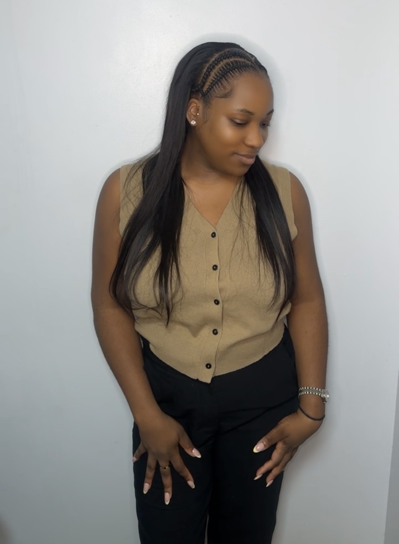 jayda-wayda-braids-x-sew-in_book_london_mobile_salon_afro_hairdresser_braider_near_me_o_doesitall_frohub